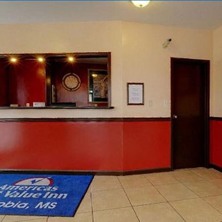 Americas Best Value Inn & Suites - Senatobia Exterior foto